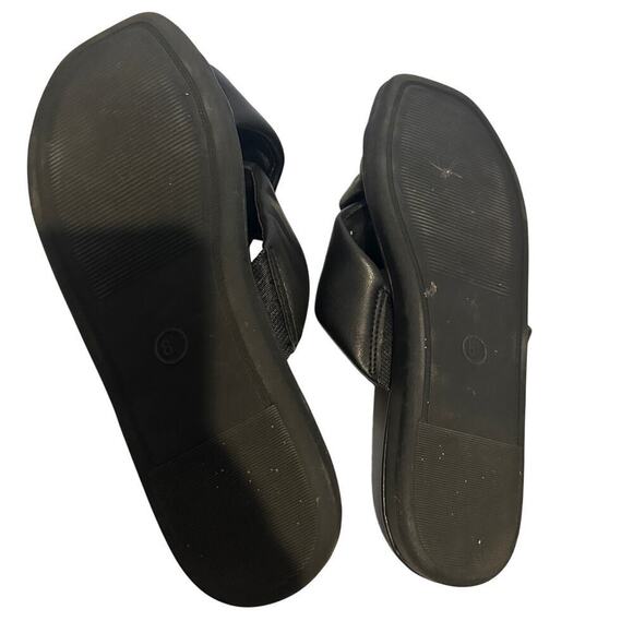 A New Day Size 8.5 Daisy Cross Slide Puff Sandals Black Summer Vacation Comfy - Picture 7 of 8